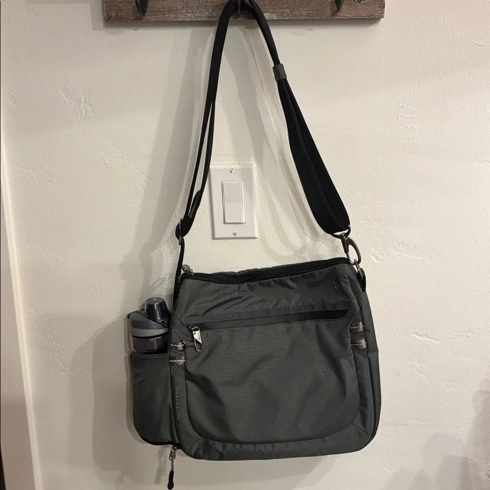 Travelon Anti Theft Active Large Crossbody Bag Charcoal - Picture 2 of 8